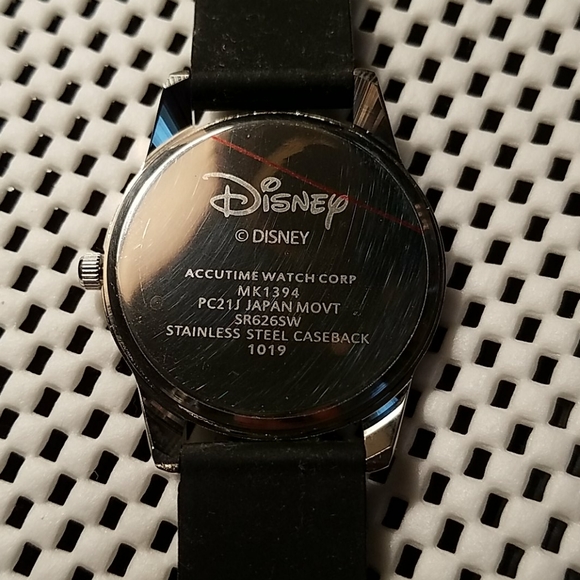 New Mickey Watch - Picture 4 of 6